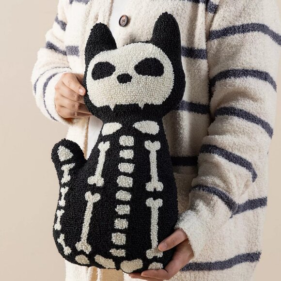 🖤 Skeleton Cat Shaped Decorative Pillow NEW - Picture 3 of 5